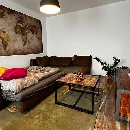 Industrial I 24hr Self Check-in I Free Parking & Coffee * Banská Bystrica