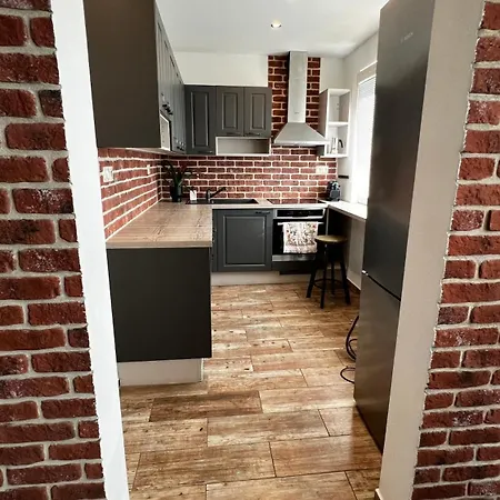 Industrial I 24hr Self Check-in I Free Parking & Coffee Apartmán