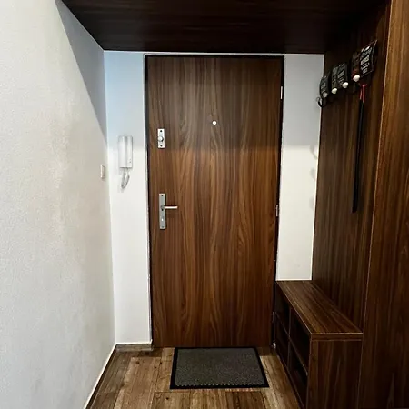 Industrial I 24hr Self Check-in I Free Parking & Coffee Apartmán